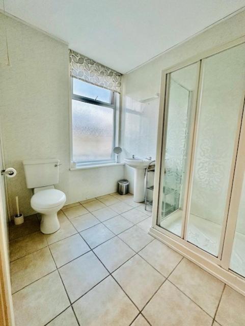 The Avon 3* Blackpool